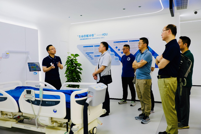 智能家居 引領(lǐng)未來生活新風(fēng)尚——計算機學(xué)院校友聯(lián)誼會常務(wù)理事會會議暨校友企業(yè)參訪活動側(cè)記